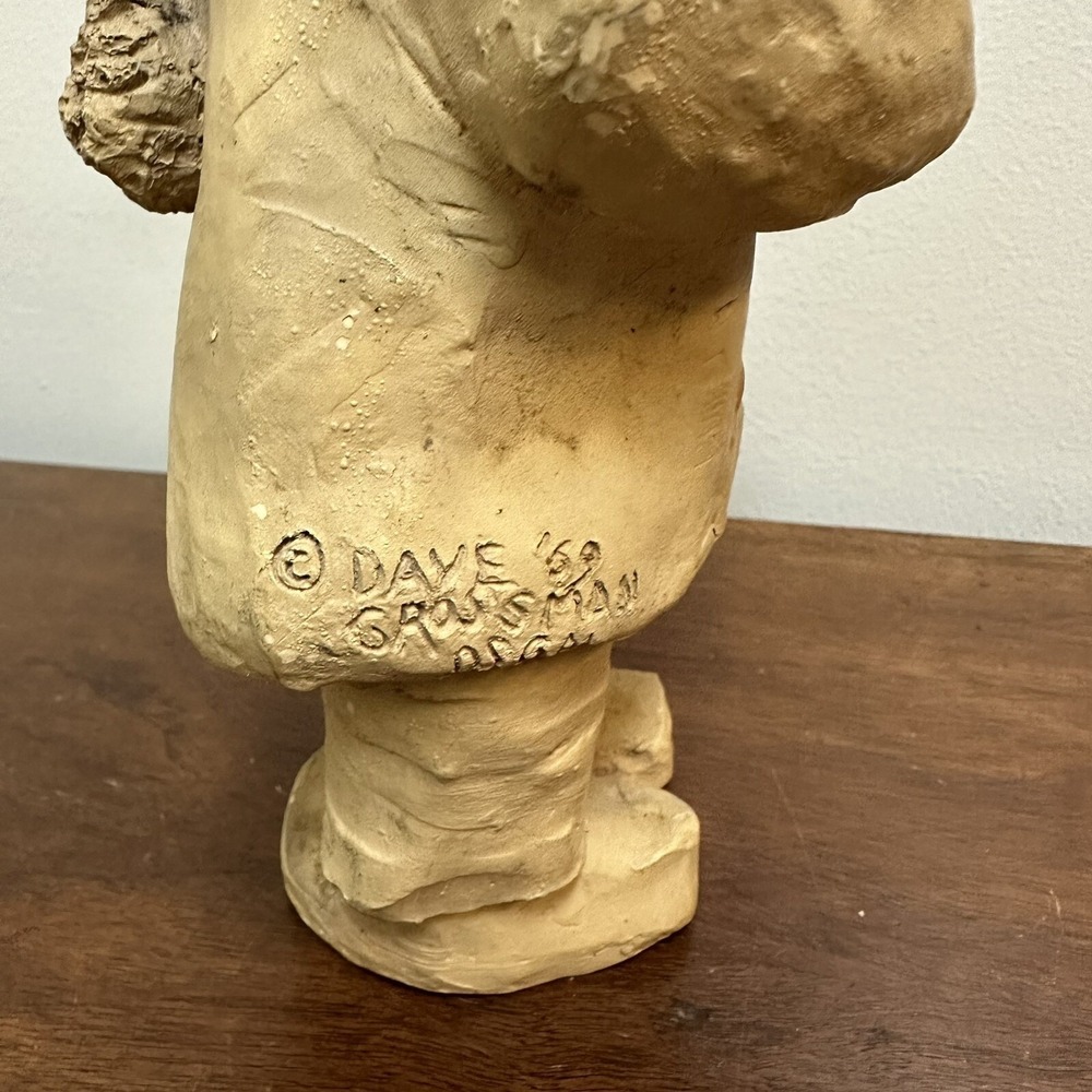 Vintage 1969 Dave Grossman Figurine Child Reading Book Choir Singer Tan - Picture 6 of 9